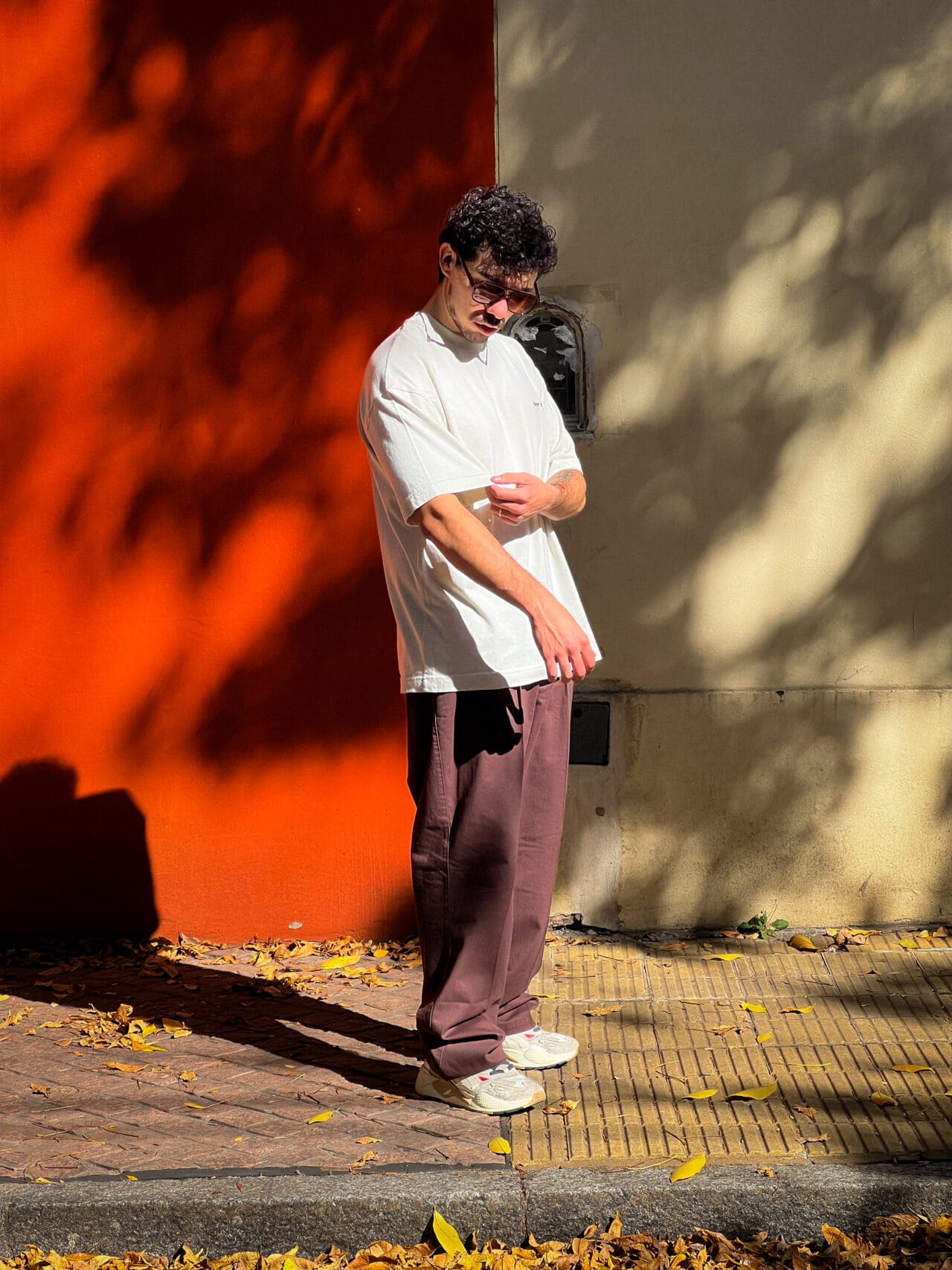 remera oversize off white